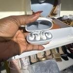 Ear clip wireless earphone